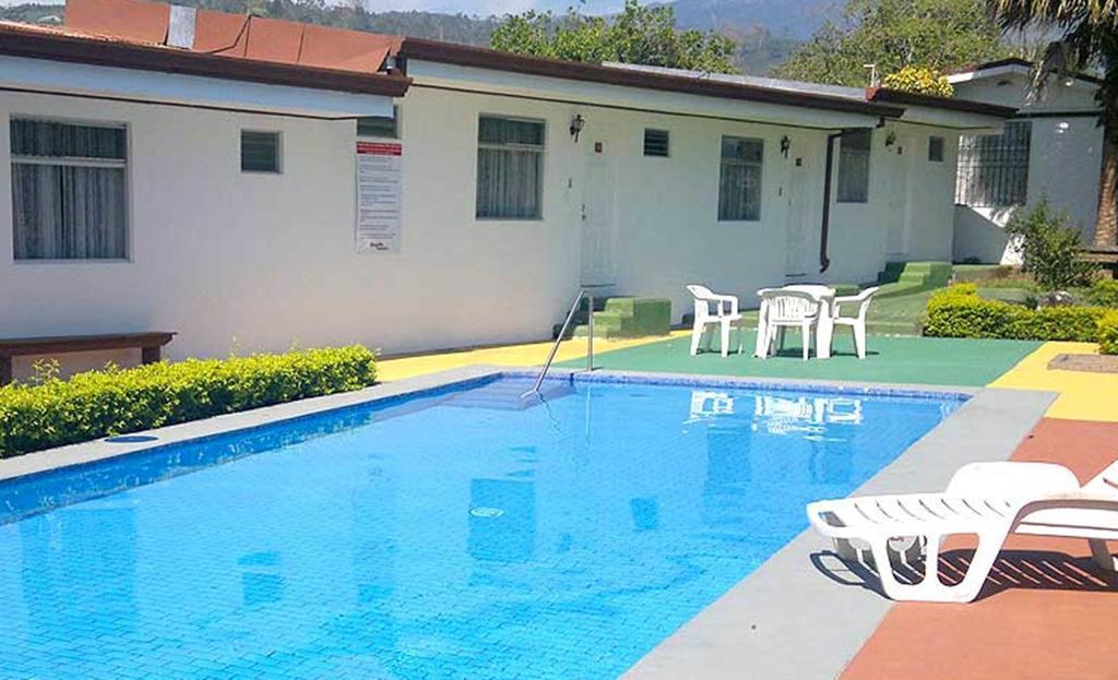 Hotel Wagelia Dominica Turrialba Eksteriør billede